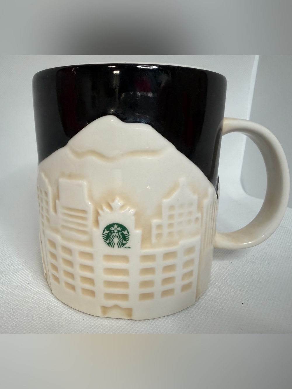 Seattle Skyline Starbucks Collector Series 3D Relief Black White 2012 16 oz Mug